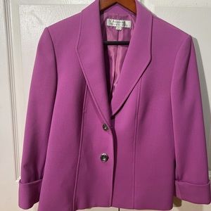 Tahari blazer